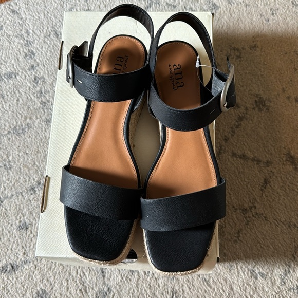 Espadrille platform sandal - Picture 2 of 2